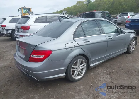 2014 Mercedes-Benz C 300 Luxury 4Matic/Sport 4Matic from USA, damaged, VIN WDDGF8AB7EG206836